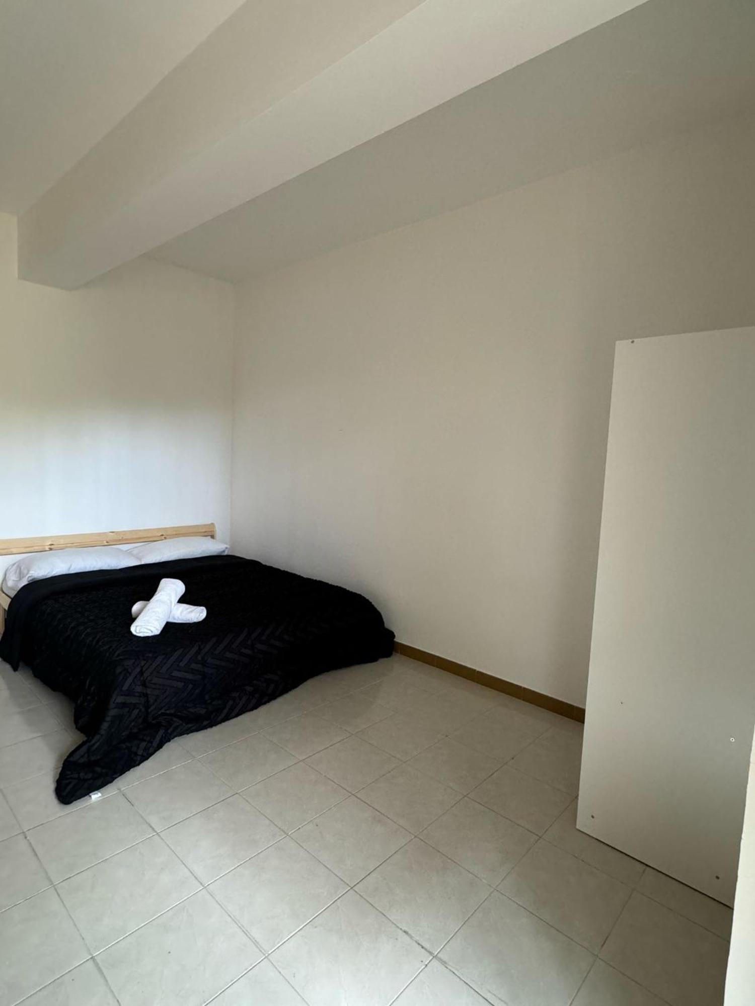 Volturno Guest House Рим Экстерьер фото