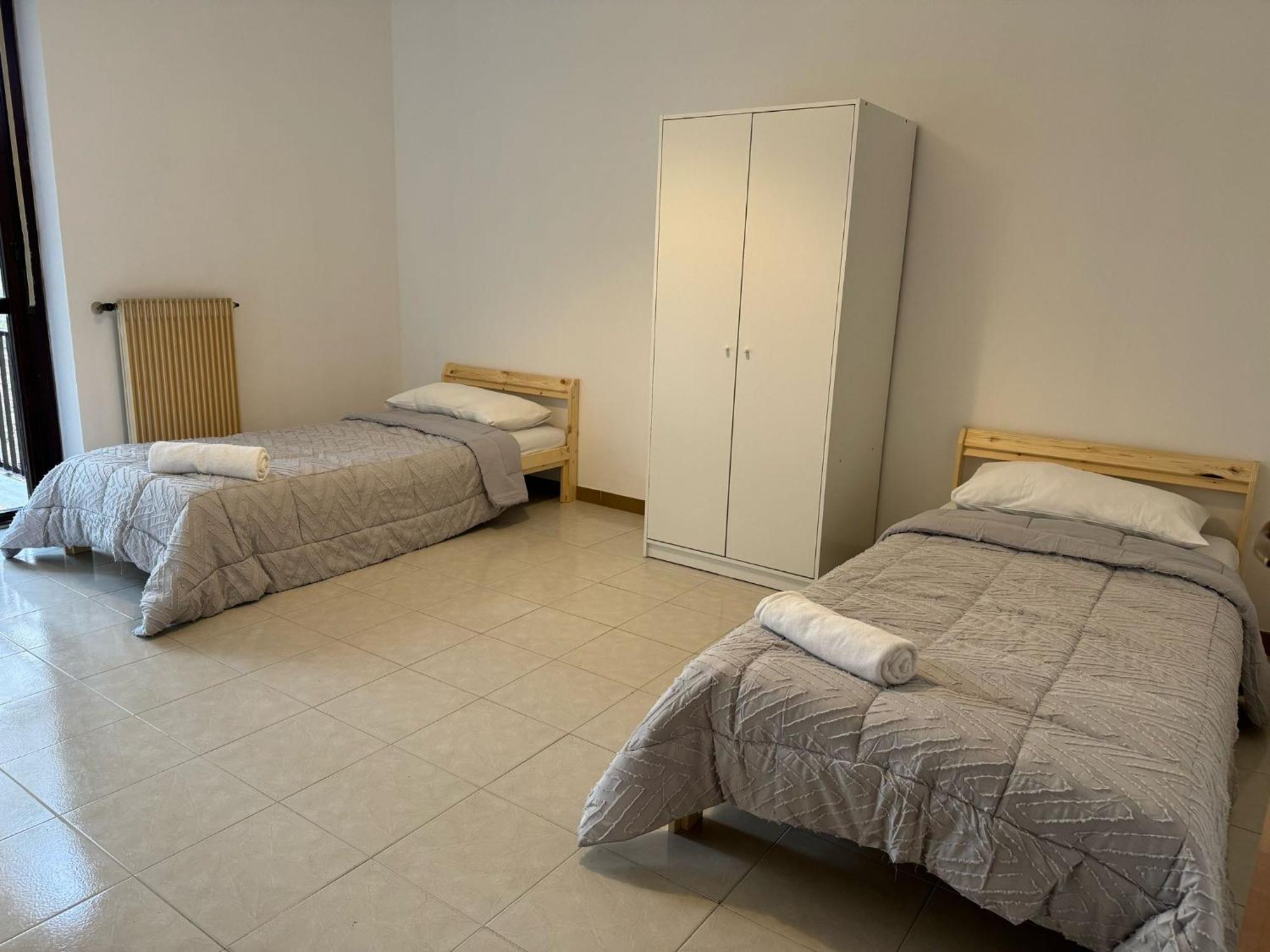 Volturno Guest House Рим Экстерьер фото
